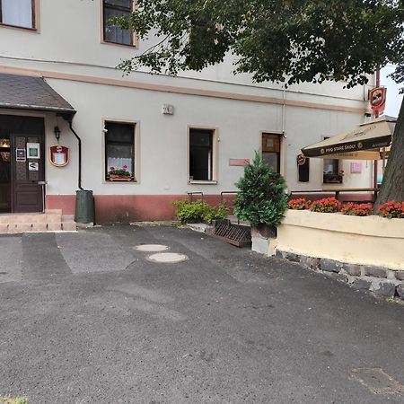 Penzion U Zeleneho Stromu Telnice Buitenkant foto