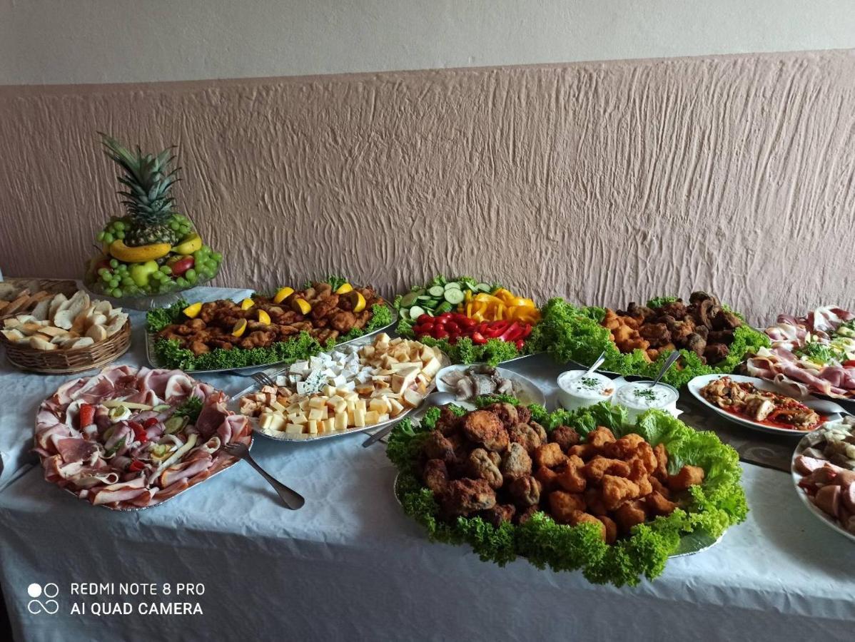 Penzion U Zeleneho Stromu Telnice Buitenkant foto