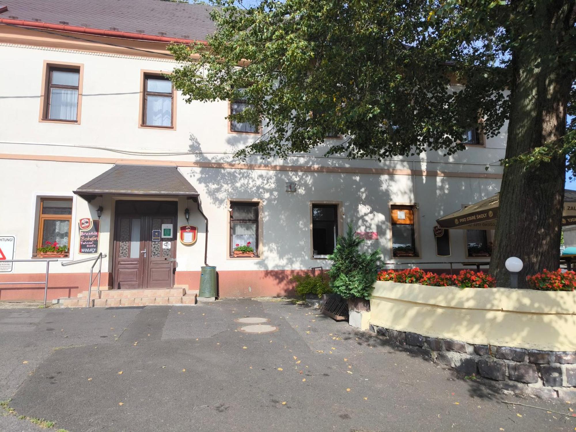 Penzion U Zeleneho Stromu Telnice Buitenkant foto