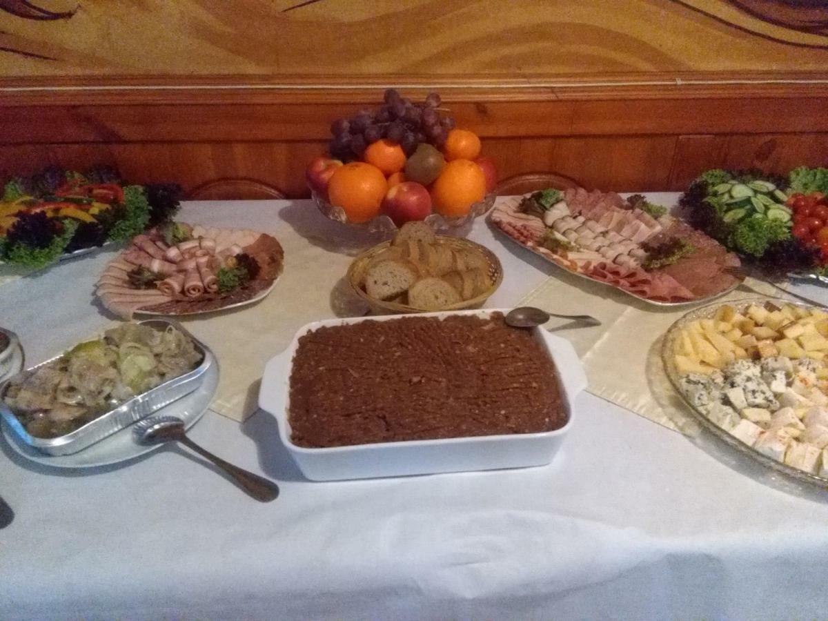 Penzion U Zeleneho Stromu Telnice Buitenkant foto
