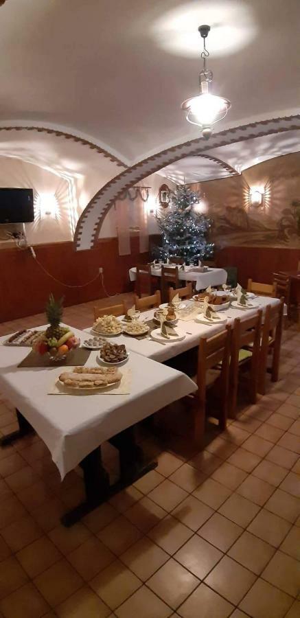Penzion U Zeleneho Stromu Telnice Buitenkant foto