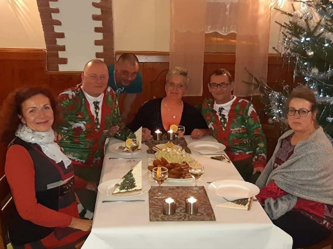 Penzion U Zeleneho Stromu Telnice Buitenkant foto